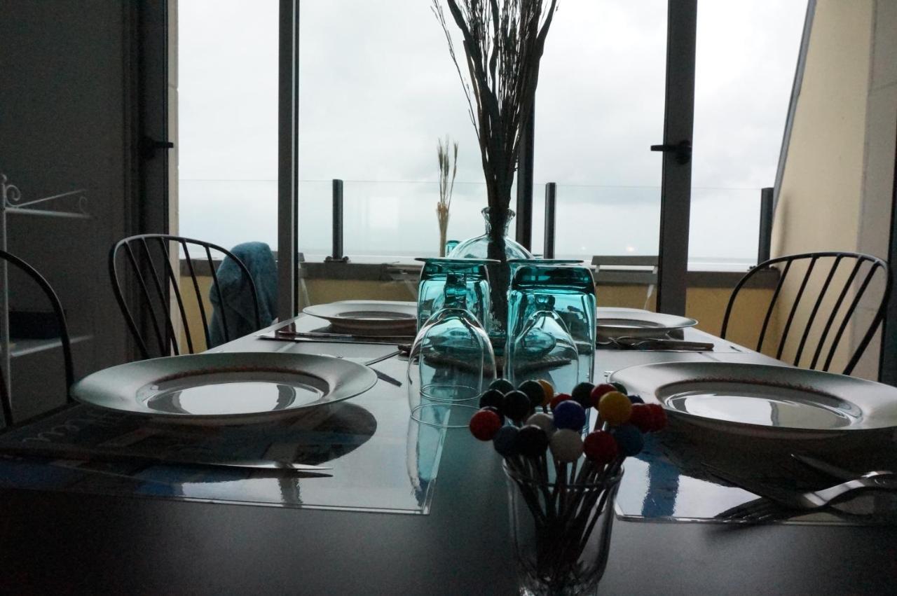 Belle Vie Vue Dominante Mer Et Plage - Appartement 2 A 4 Personnes Кабур Екстер'єр фото