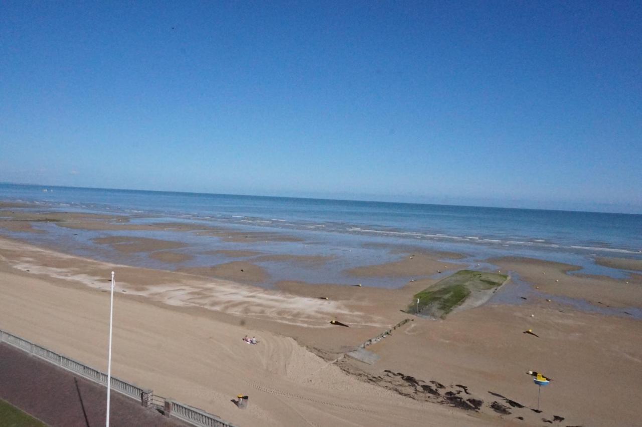 Belle Vie Vue Dominante Mer Et Plage - Appartement 2 A 4 Personnes Кабур Екстер'єр фото